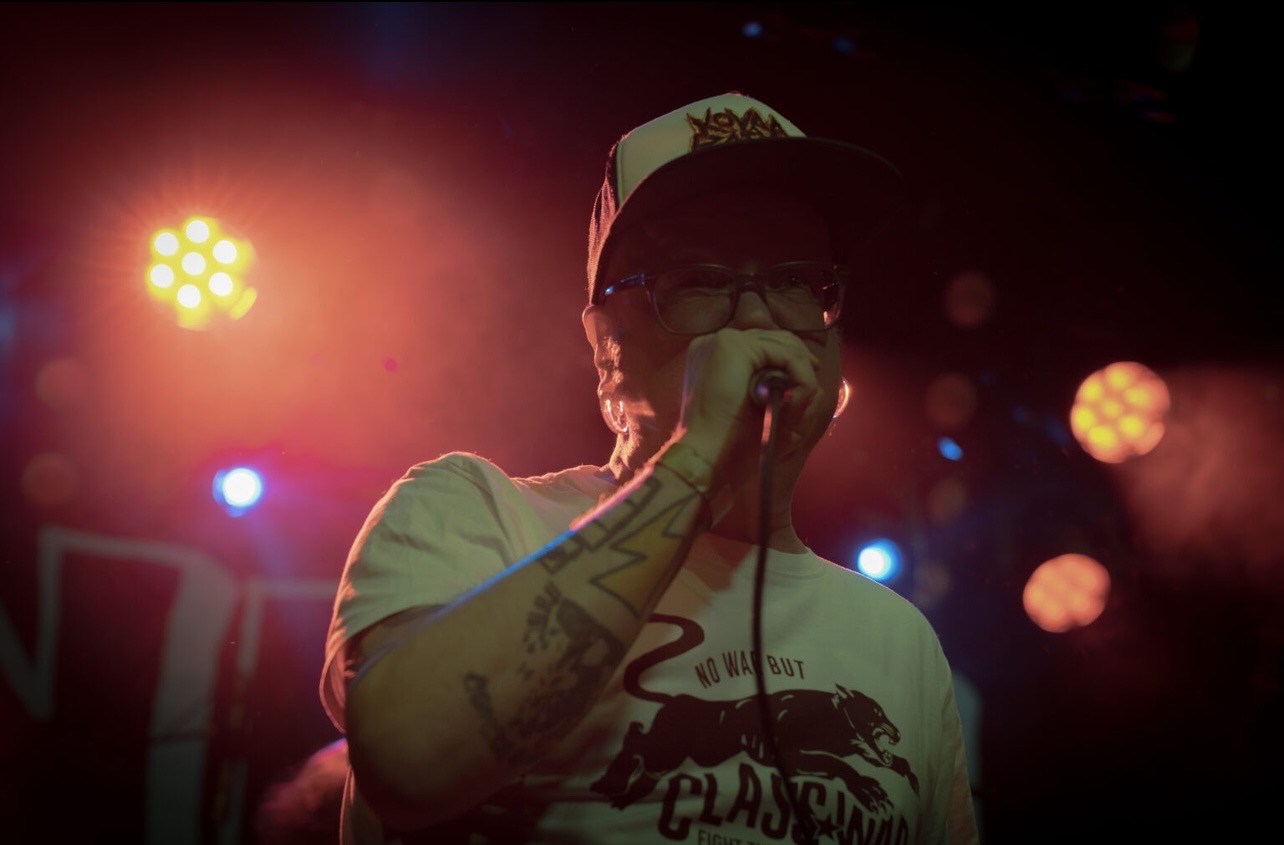 NO EI! @On the Rocks